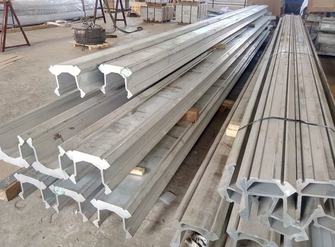T Shape 4.2M Aluminium 6063 T6 Diproduksi Oleh Pemasok Ekstrusi Aluminium Berkualitas